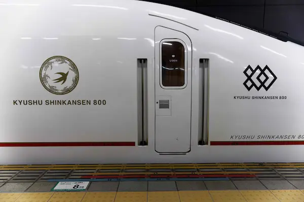 Kyushu Shinkansen 800 (1)